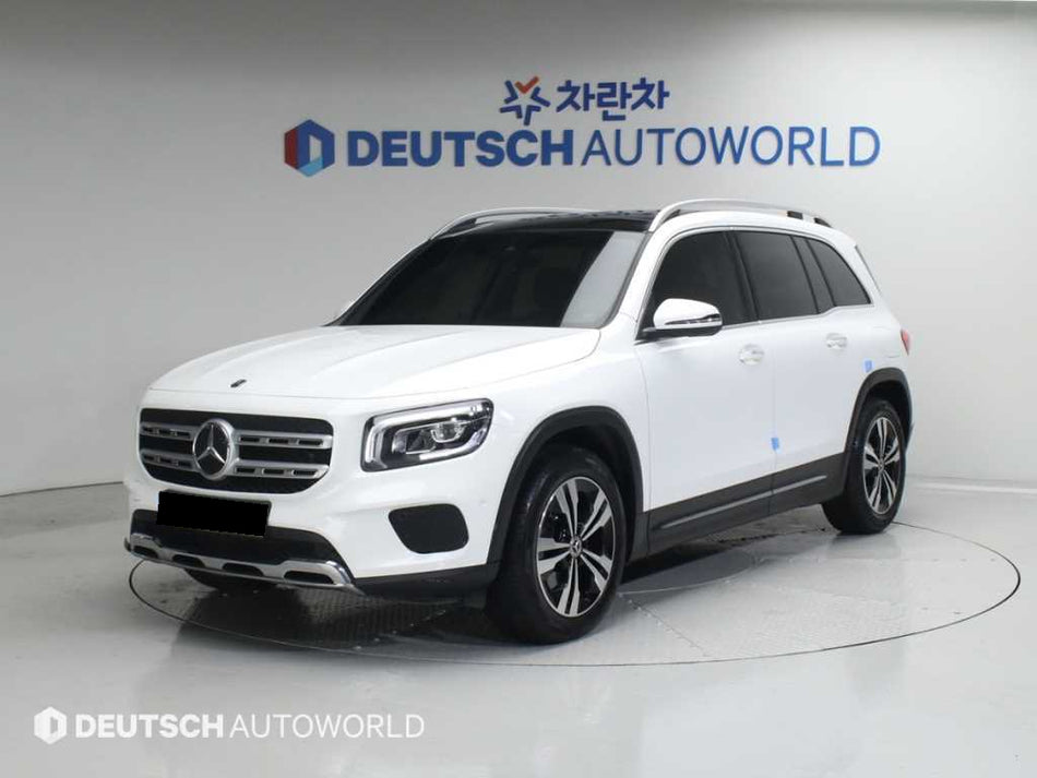 Mercedes-Benz GLB-Class — photo 01