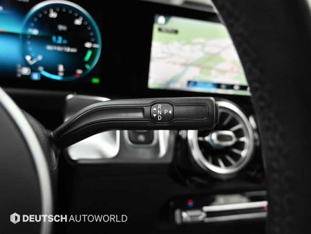 Mercedes-Benz GLB-Class — photo 09