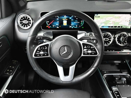 Mercedes-Benz GLB-Class — photo 13