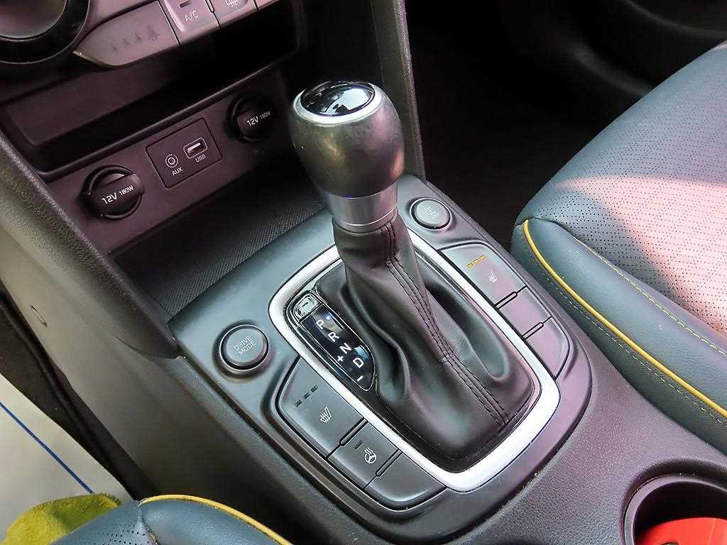 Hyundai Kona — photo 10