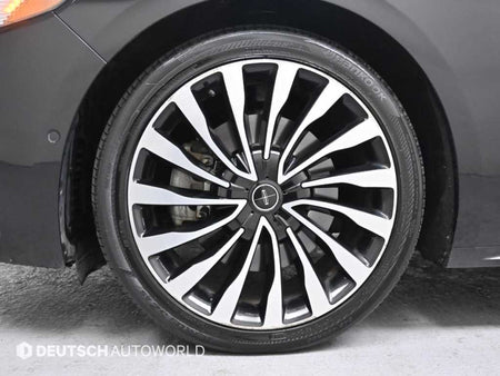 Lincoln Continental — photo 05
