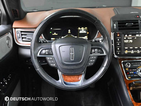 Lincoln Continental — photo 13