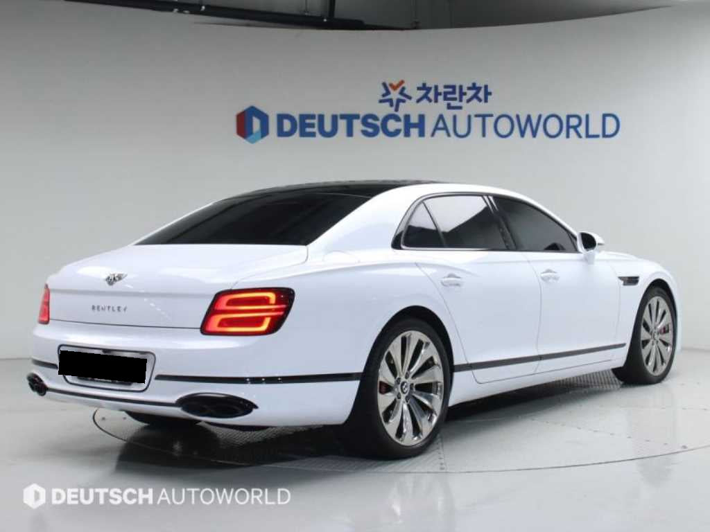 Bentley Flying Spur — photo 02