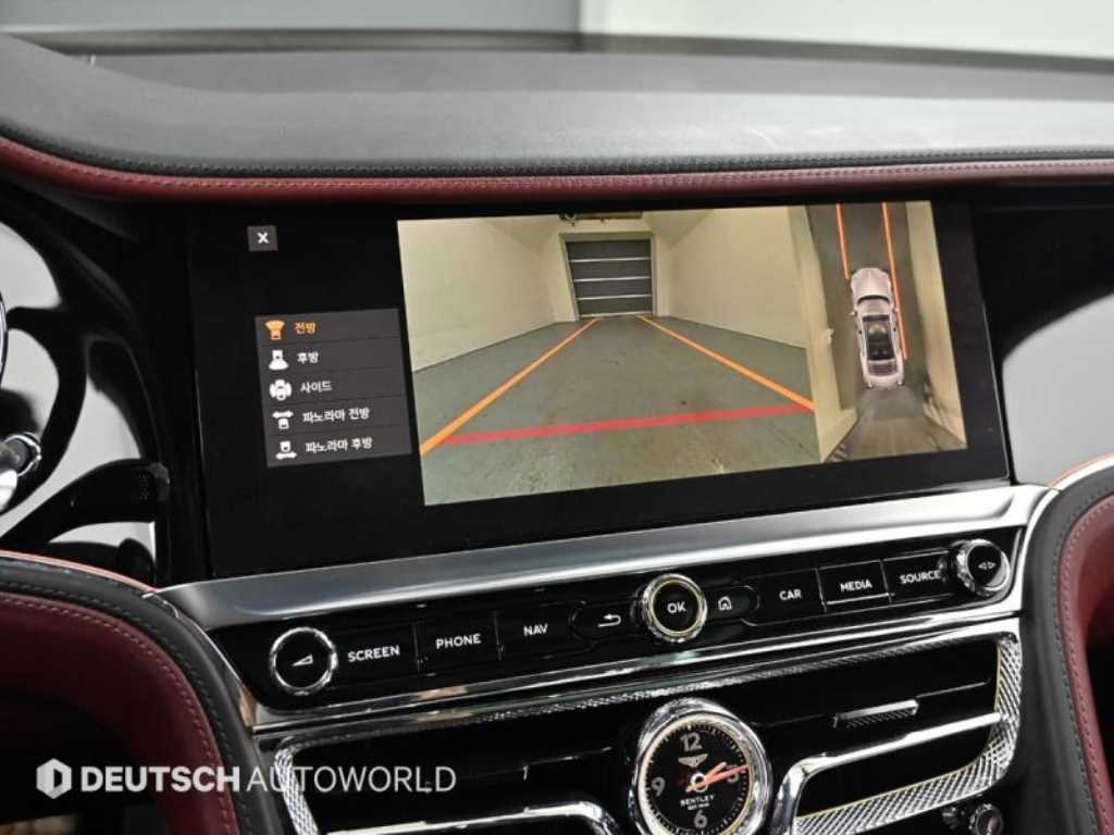 Bentley Flying Spur — photo 15