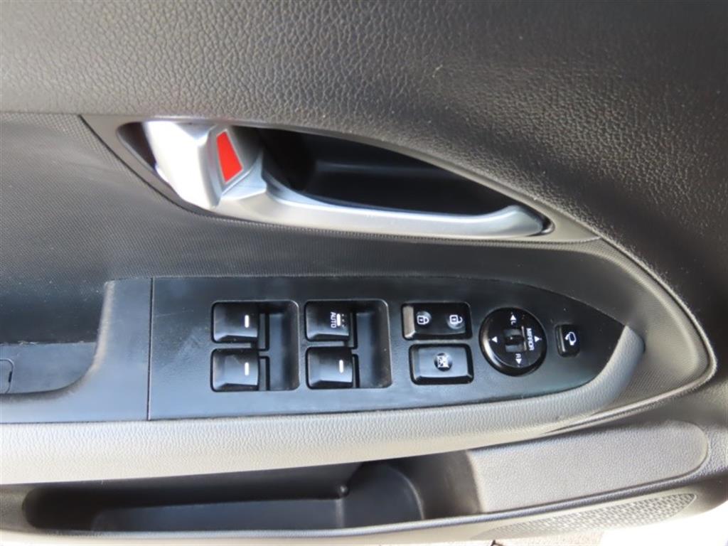 Kia RAY — photo 12