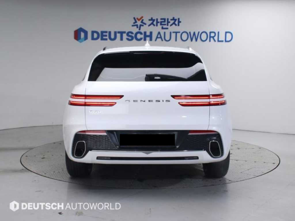 Genesis GV70 — photo 04