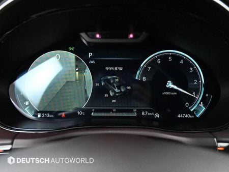 Genesis GV70 — photo 08