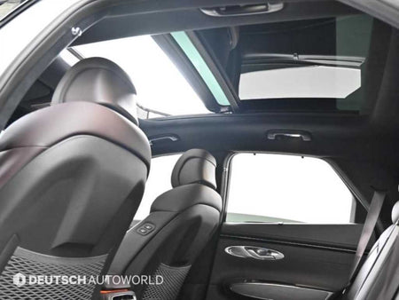Genesis GV70 — photo 19
