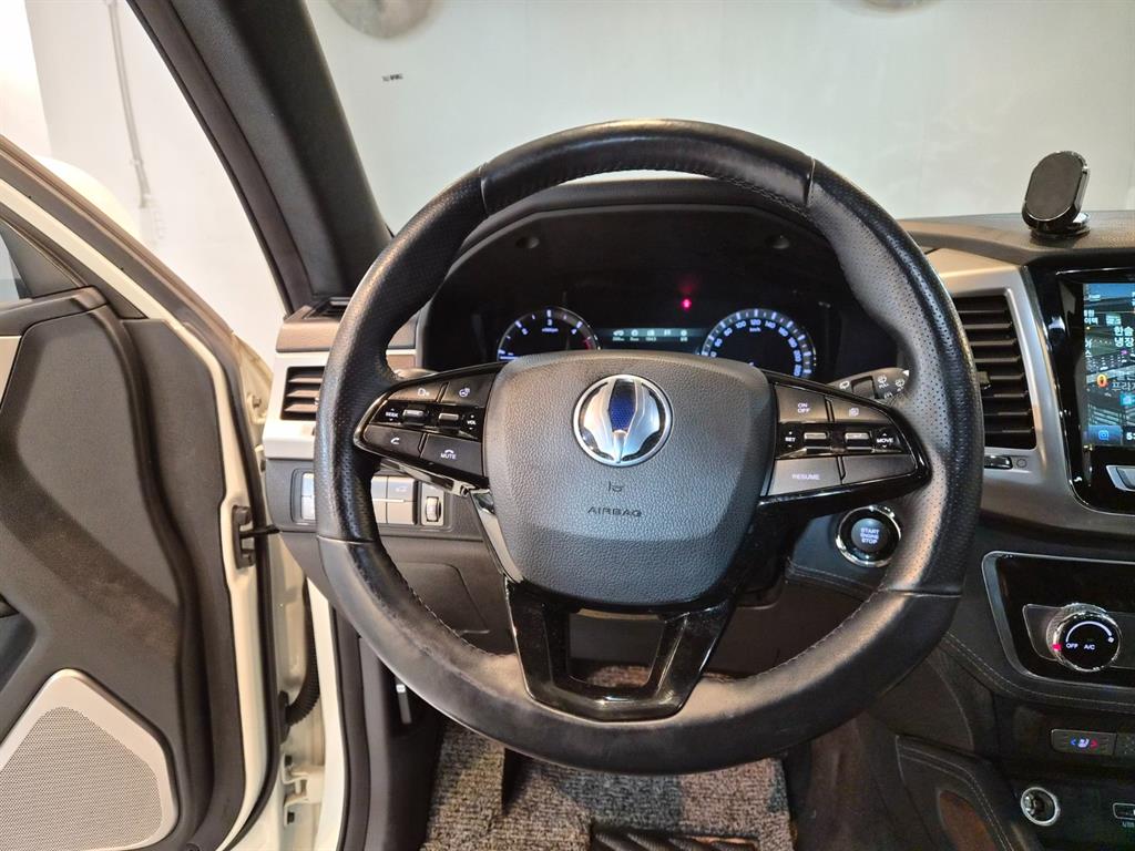 KGM Rexton — photo 10