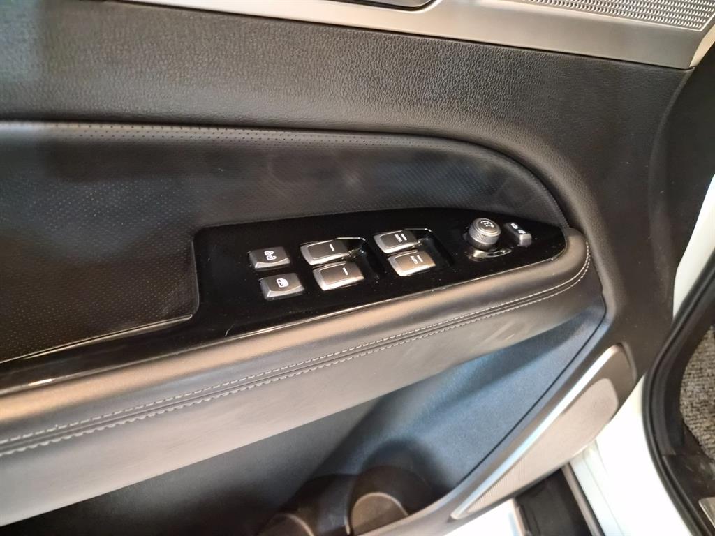 KGM Rexton — photo 12