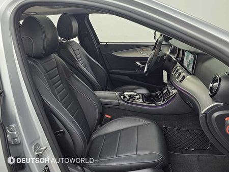 Mercedes-Benz E-Class — photo 10