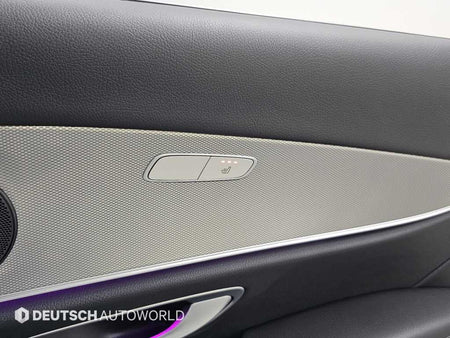 Mercedes-Benz E-Class — photo 16