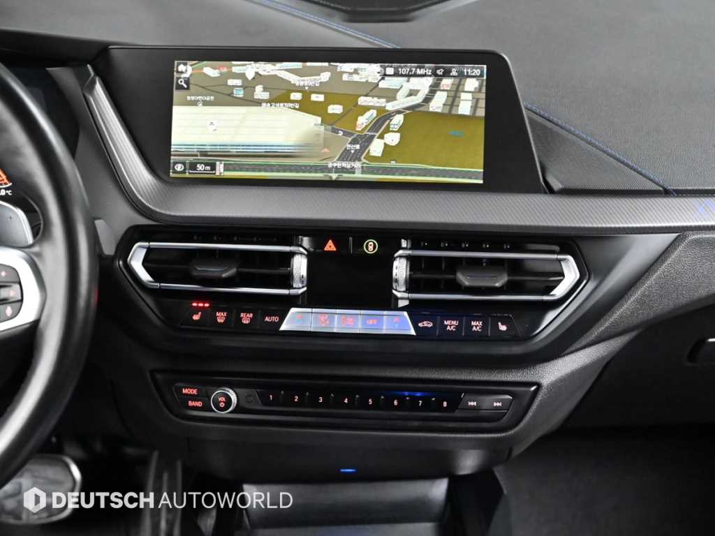 BMW 1-Series — photo 14