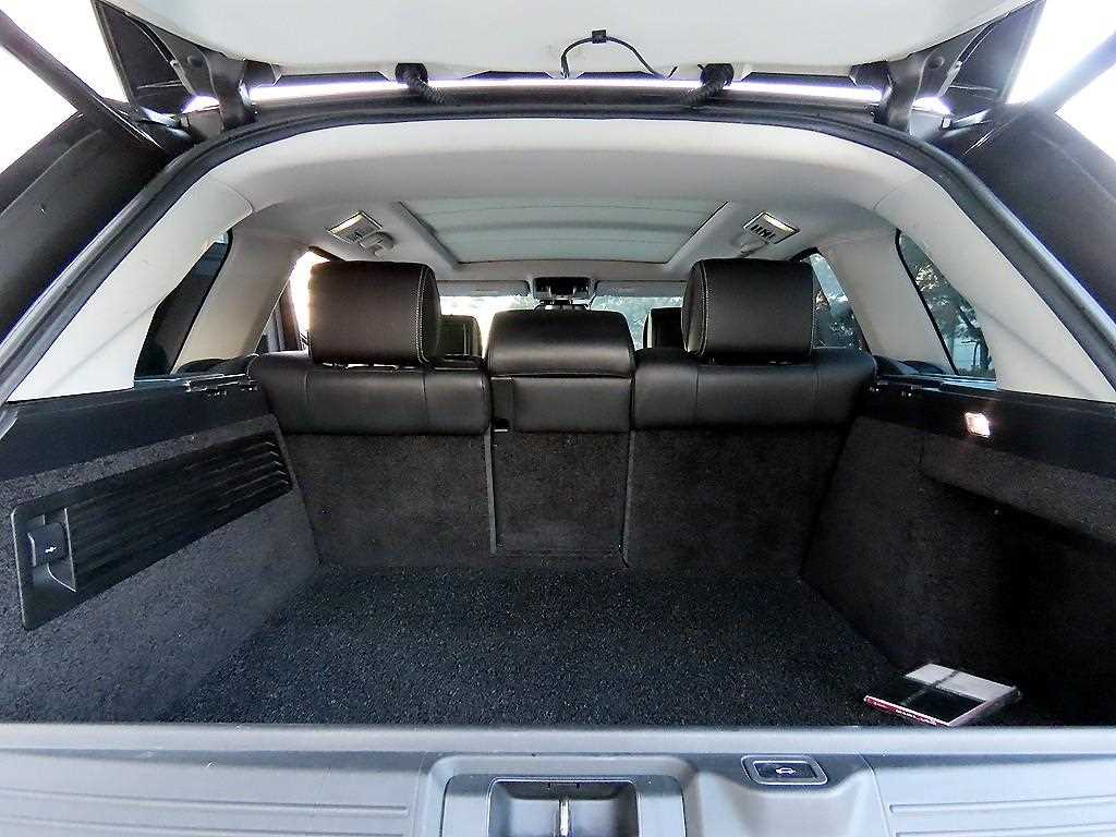 Land Rover Range Rover — photo 17