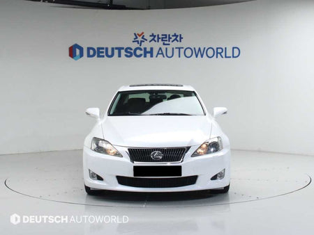 Lexus IS — photo 03