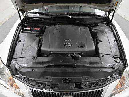 Lexus IS — photo 06