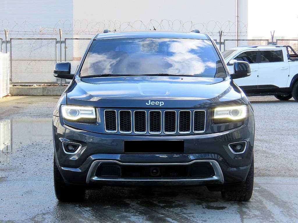 Jeep Cherokee — photo 01