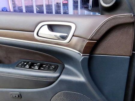 Jeep Cherokee — photo 11