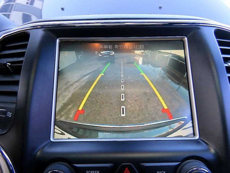 Jeep Cherokee — photo 14