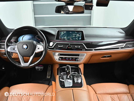 BMW 7-Series — photo 07