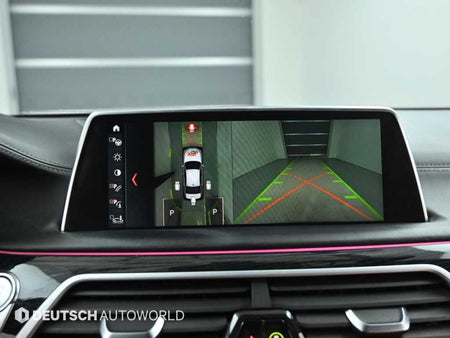 BMW 7-Series — photo 15
