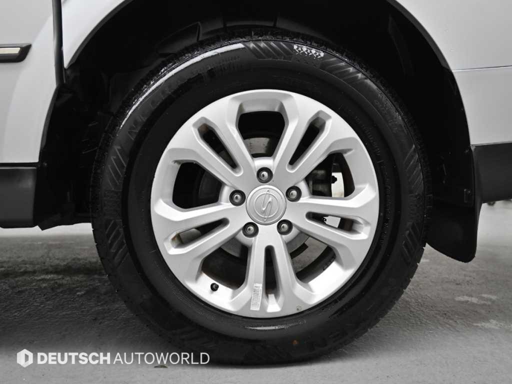 KGM KORANDO — photo 05