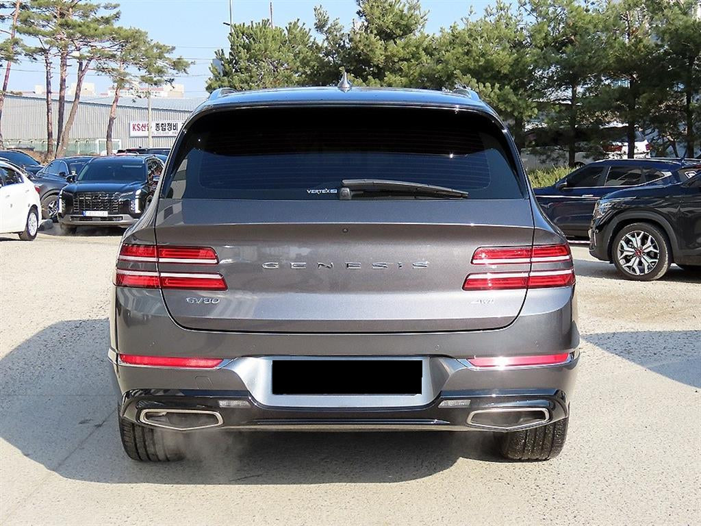 Genesis GV80 — photo 04