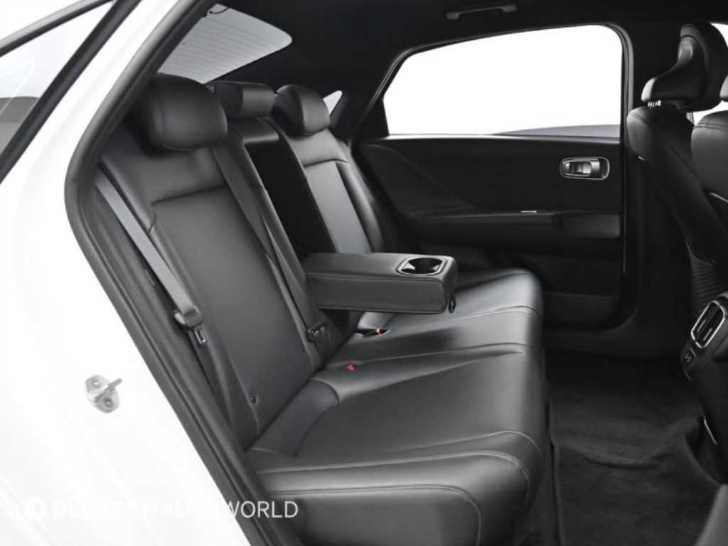 Hyundai Ioniq6 — photo 12
