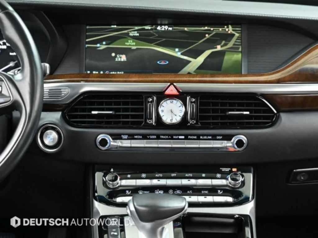 Genesis EQ900 — photo 14