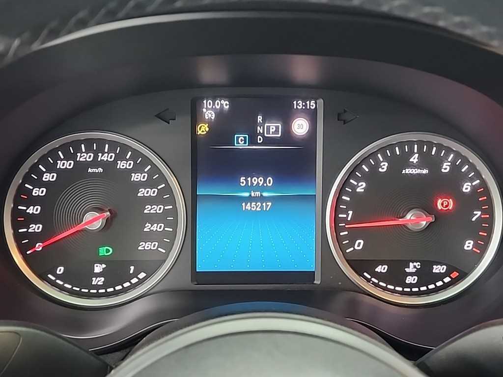Mercedes-Benz C-Class — photo 06