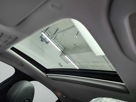 Mercedes-Benz C-Class — photo 13
