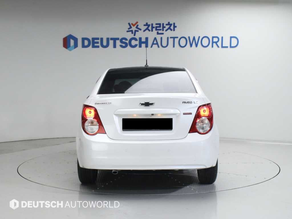 CHEVROLET Aveo — photo 04