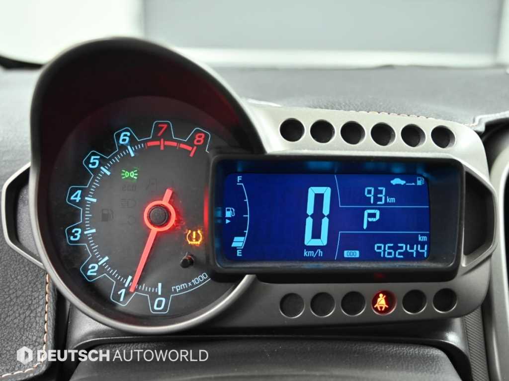 CHEVROLET Aveo — photo 08