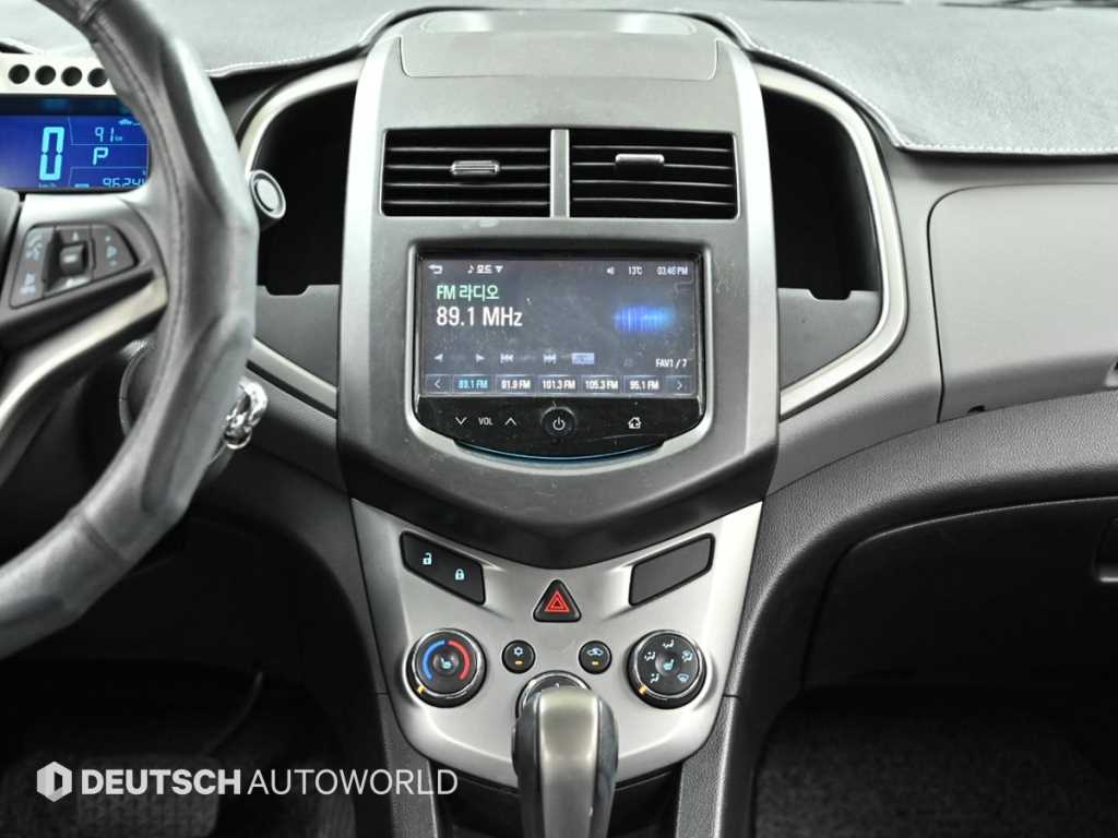 CHEVROLET Aveo — photo 14