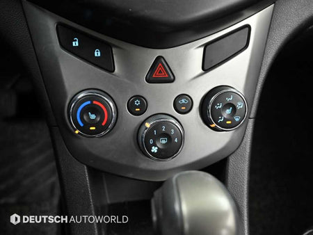 CHEVROLET Aveo — photo 17