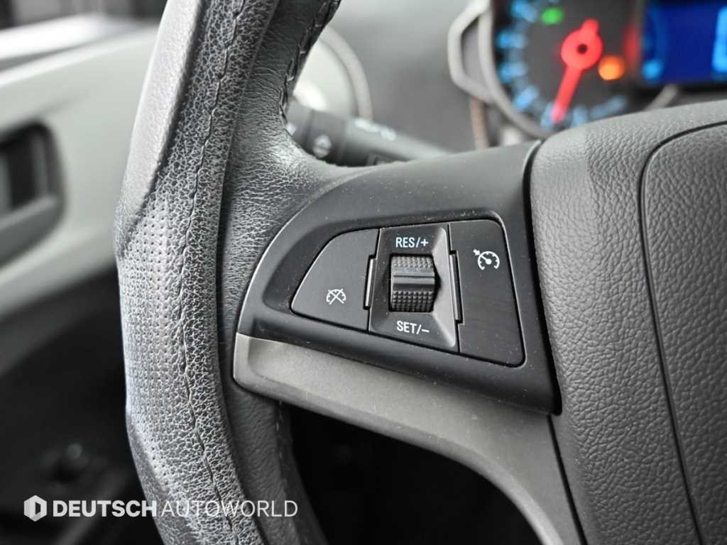 CHEVROLET Aveo — photo 18