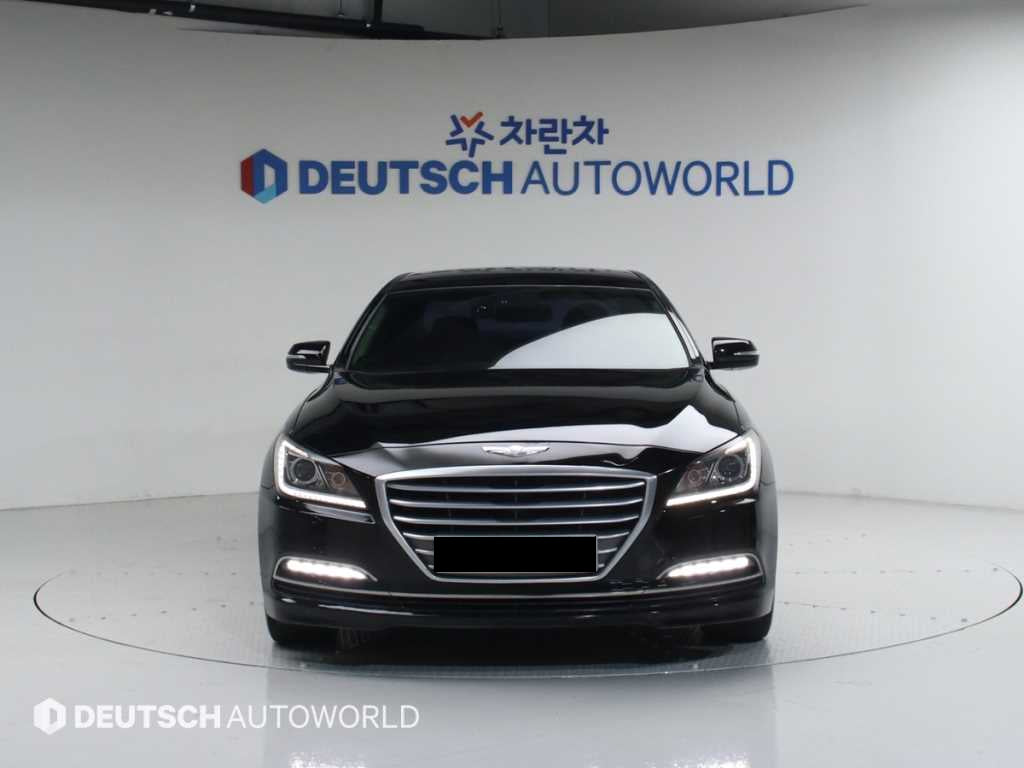Hyundai Genesis — photo 03