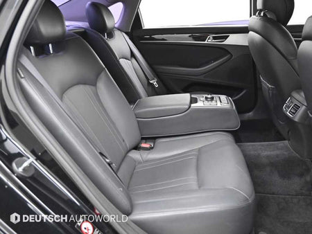 Hyundai Genesis — photo 12