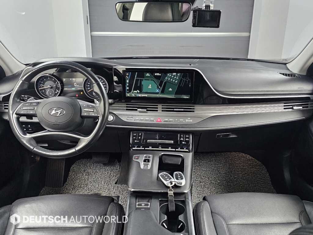 Hyundai Grandeur — photo 09