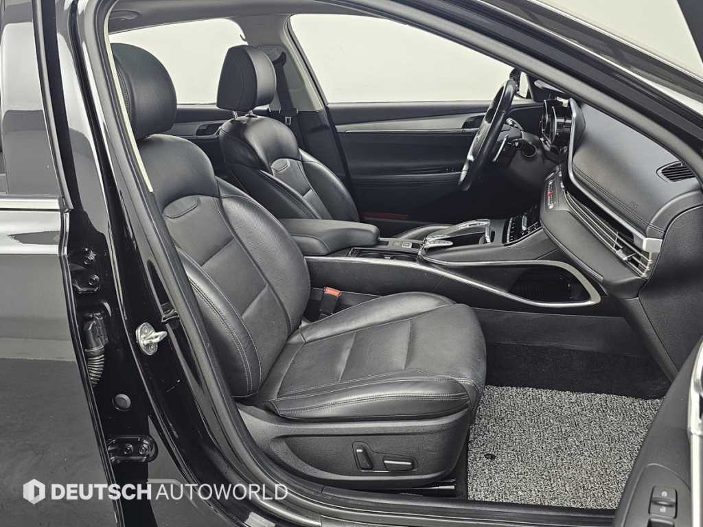 Hyundai Grandeur — photo 13