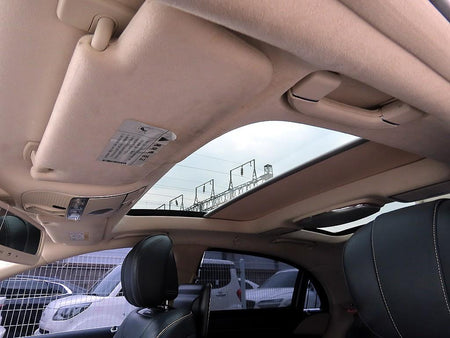 Mercedes-Benz S-Class — photo 17