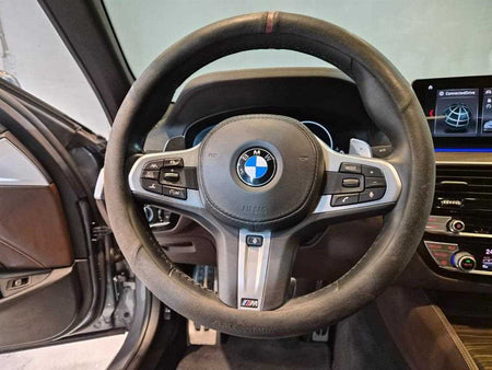 BMW 5-Series — photo 08