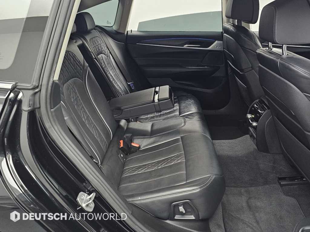 BMW Gran Turismo — photo 12