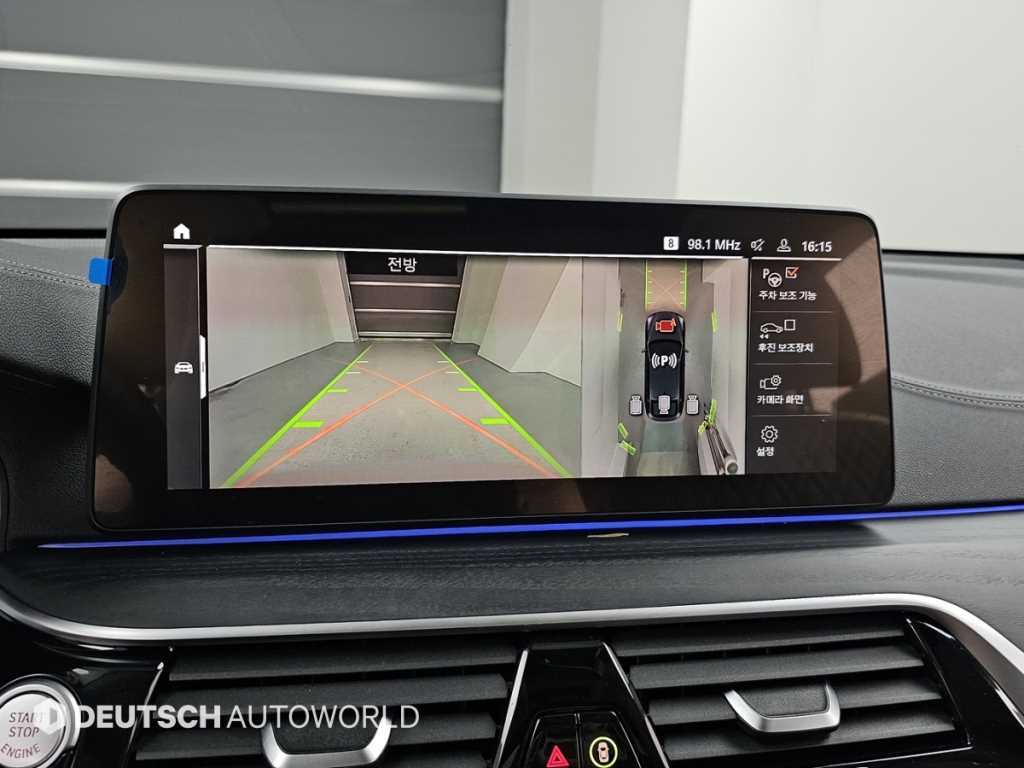 BMW Gran Turismo — photo 15