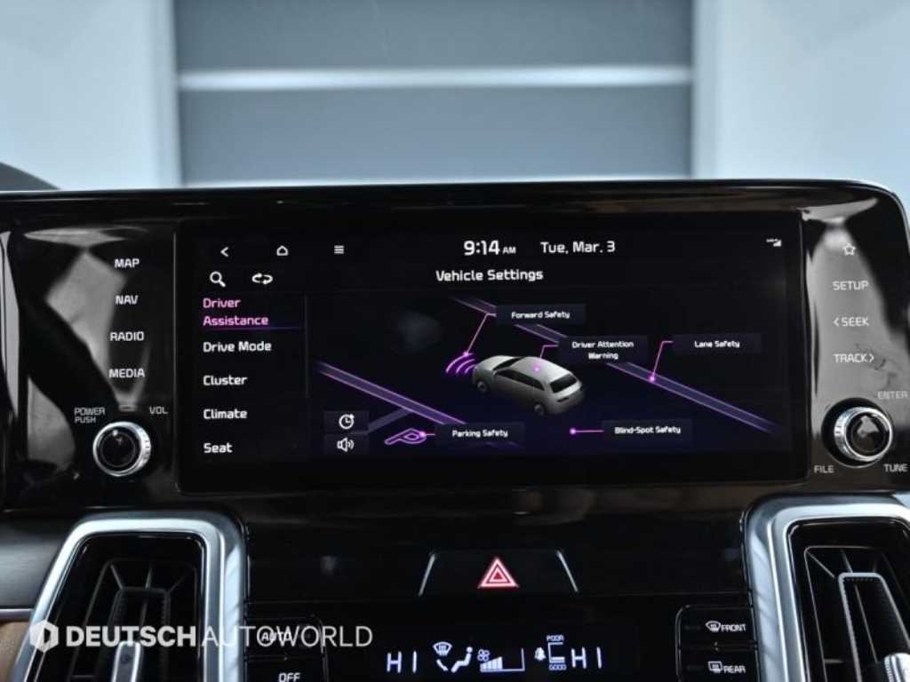 Kia Sorento — photo 17