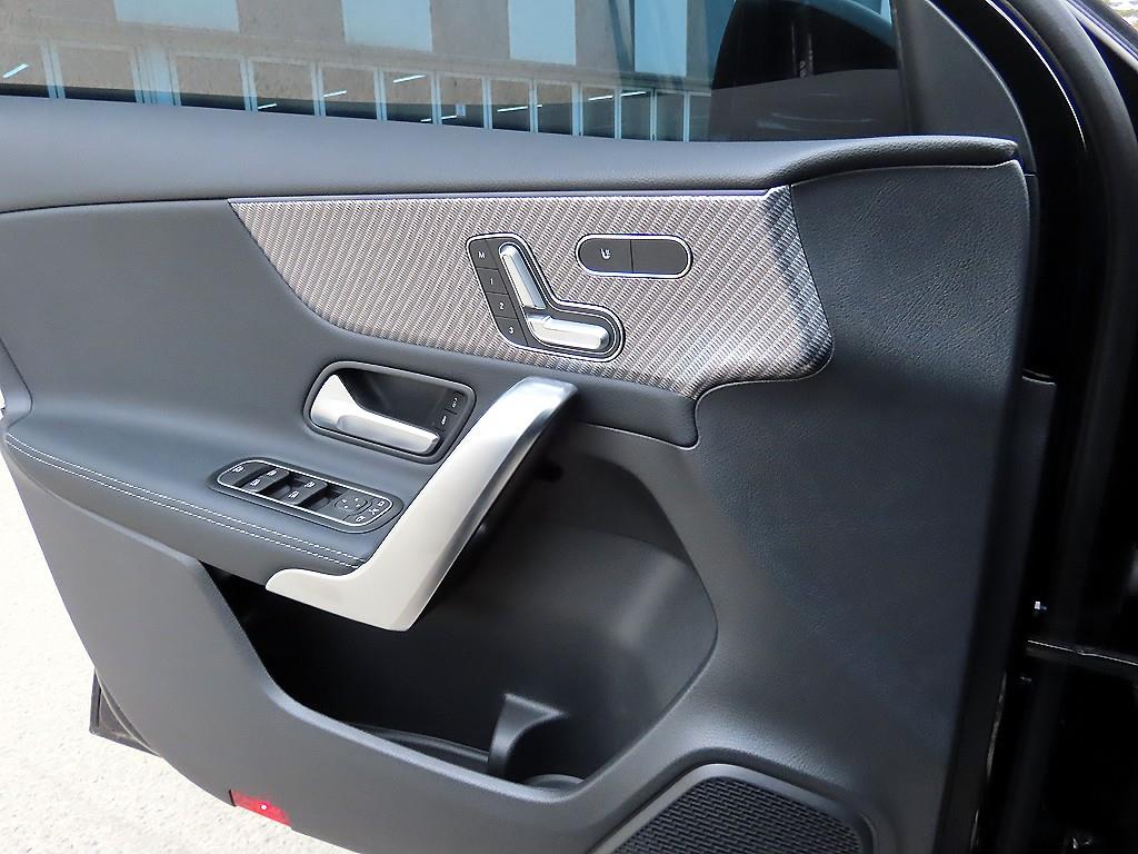 Mercedes-Benz A-Class — photo 11