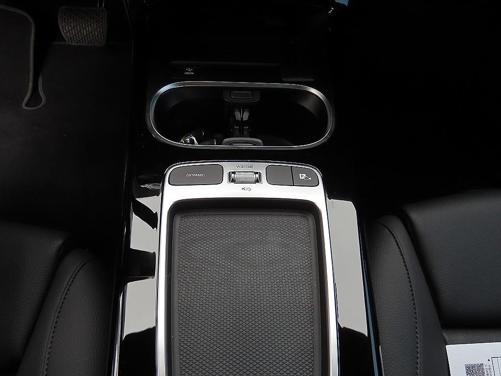 Mercedes-Benz A-Class — photo 13