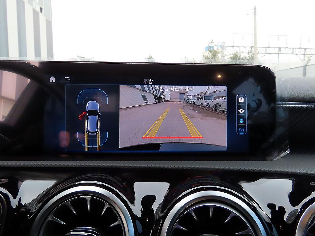 Mercedes-Benz A-Class — photo 15