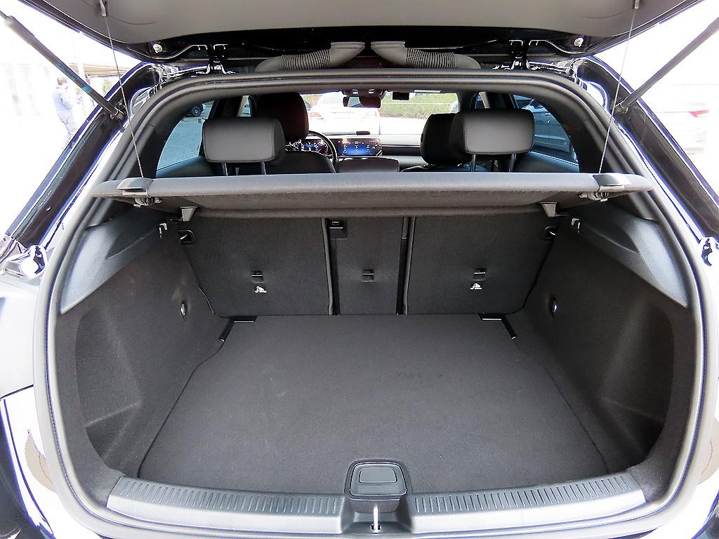 Mercedes-Benz A-Class — photo 17