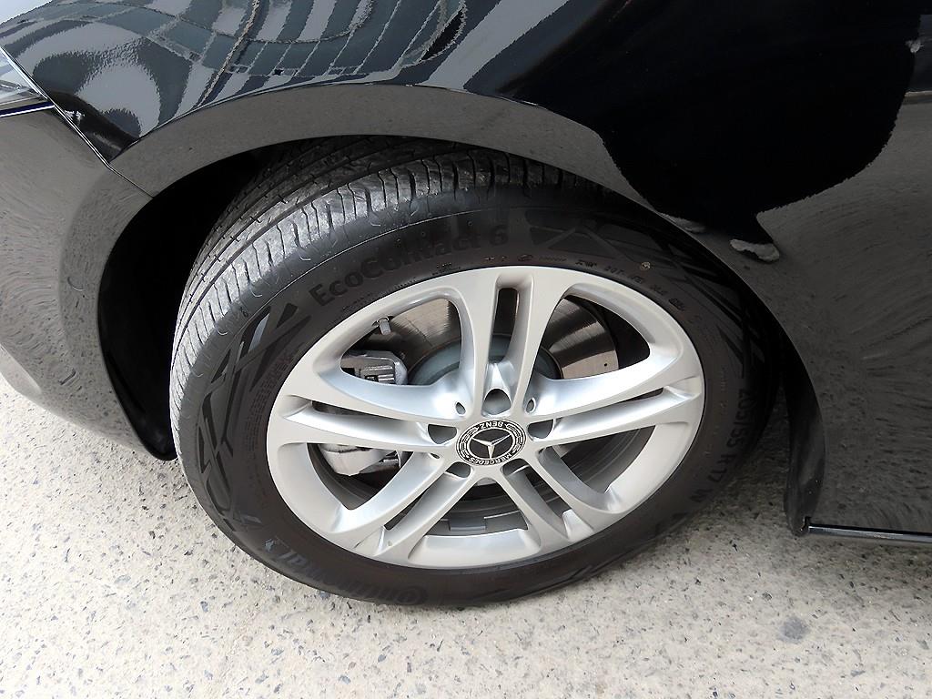 Mercedes-Benz A-Class — photo 19